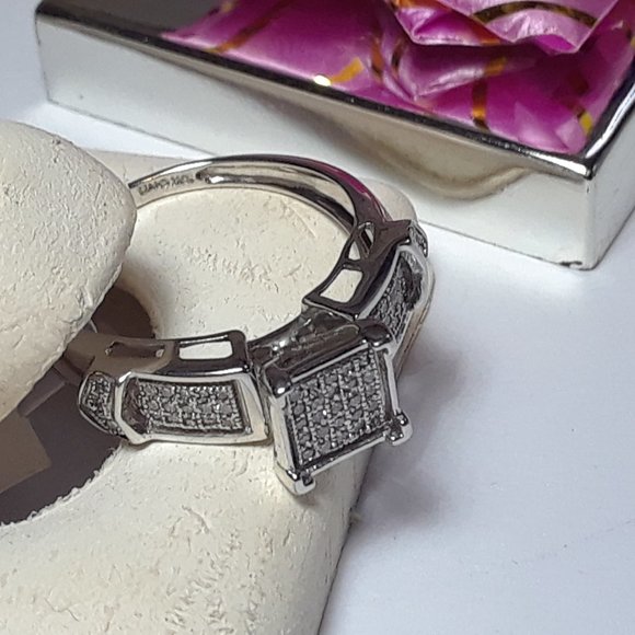 .20ctw Diamond Micro Pave Square Top raised sides 10Kt W/Gold Engagement Rg16559 - Picture 4 of 4